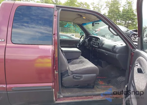 2001 Dodge Ram 1500 St z USA, uszkodzony, nr VIN 3B7HF13Y01G810931